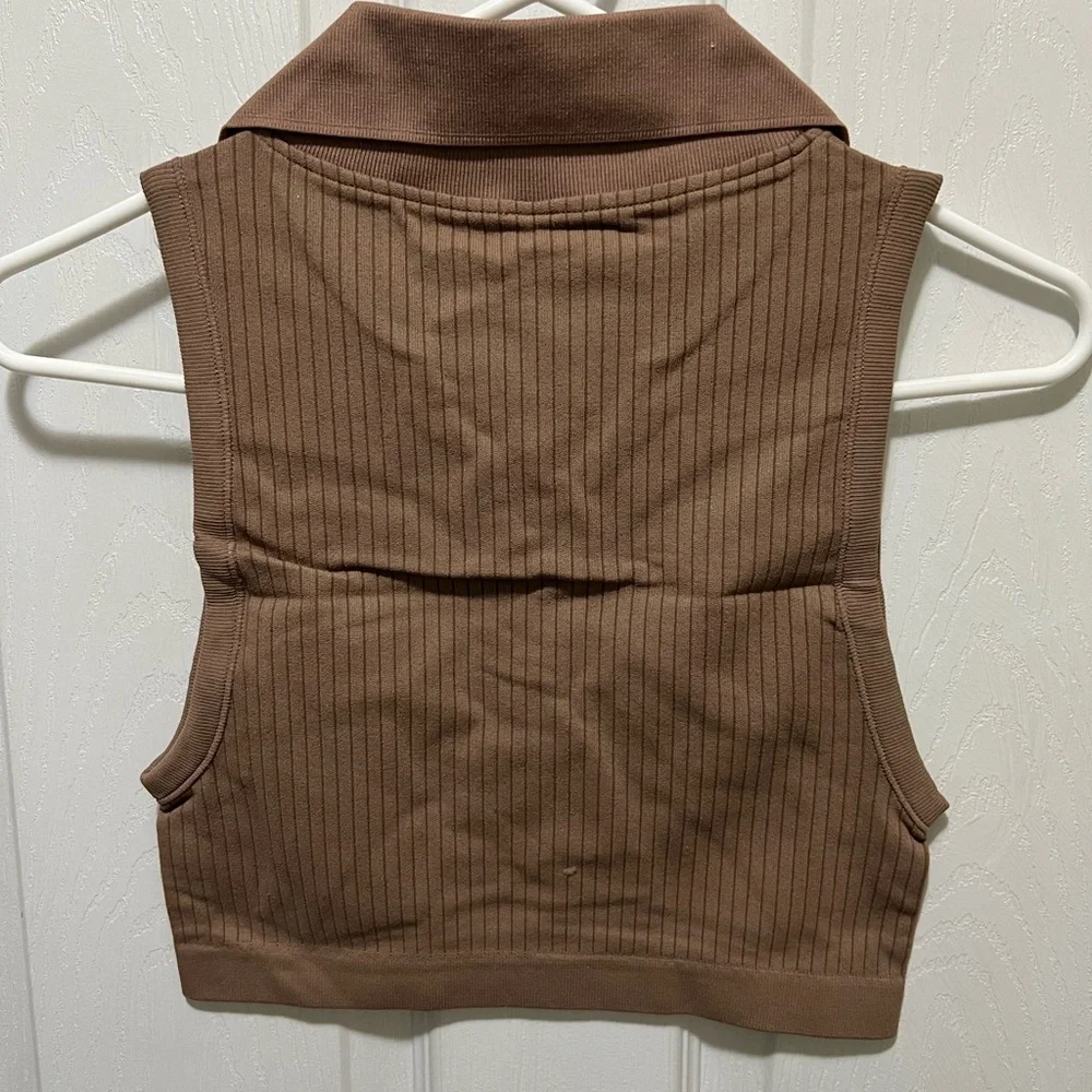 Love Tree Brown Collared Crop Top - Picture 5 of 6
